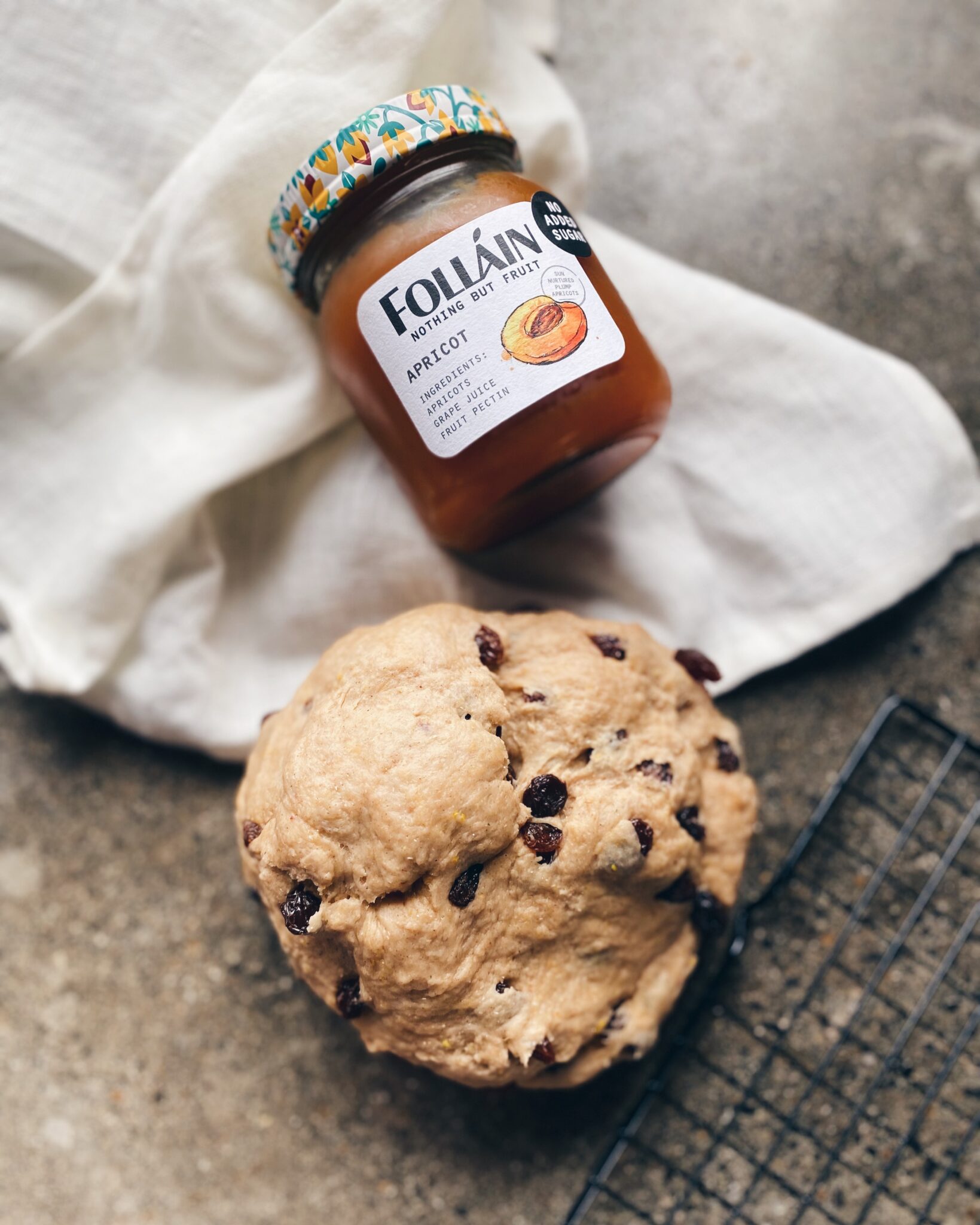 Hot Cross Loaf - Recipe | Folláin