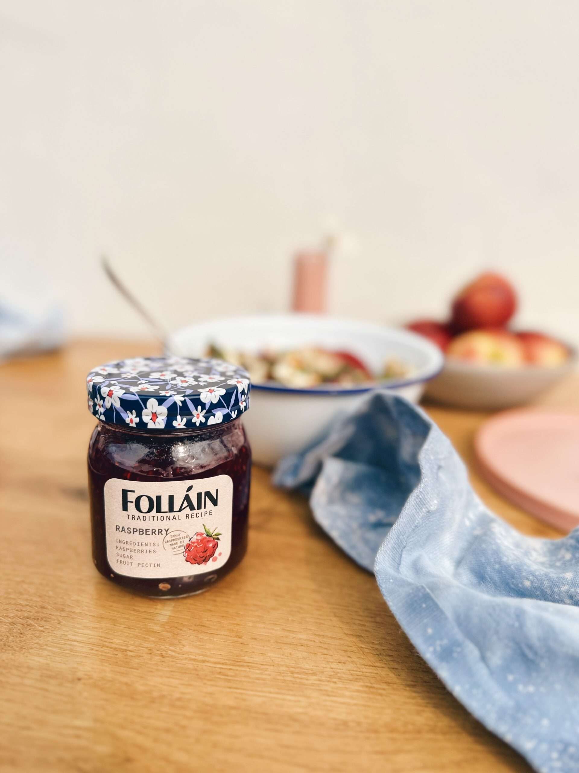 Halloumi & Nectarine Salad with Raspberry & Mint Vinaigrette - Recipe | Folláin